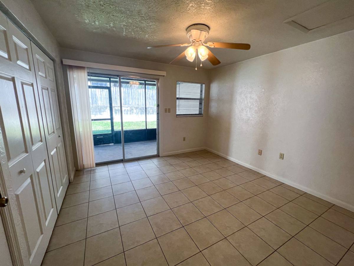Apartment for rent at 1406 SW 18th Place, Gainesville, FL 32608