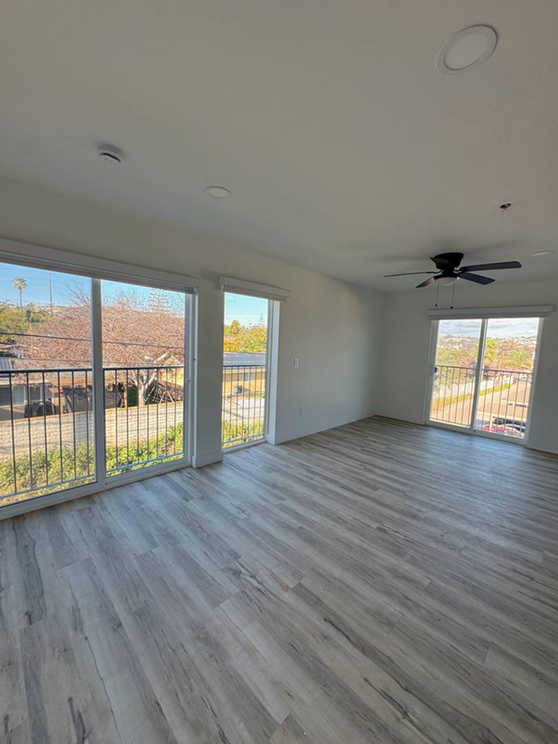 Apartment for rent at 2330-2332 Grand Ave, San Diego, CA 92109