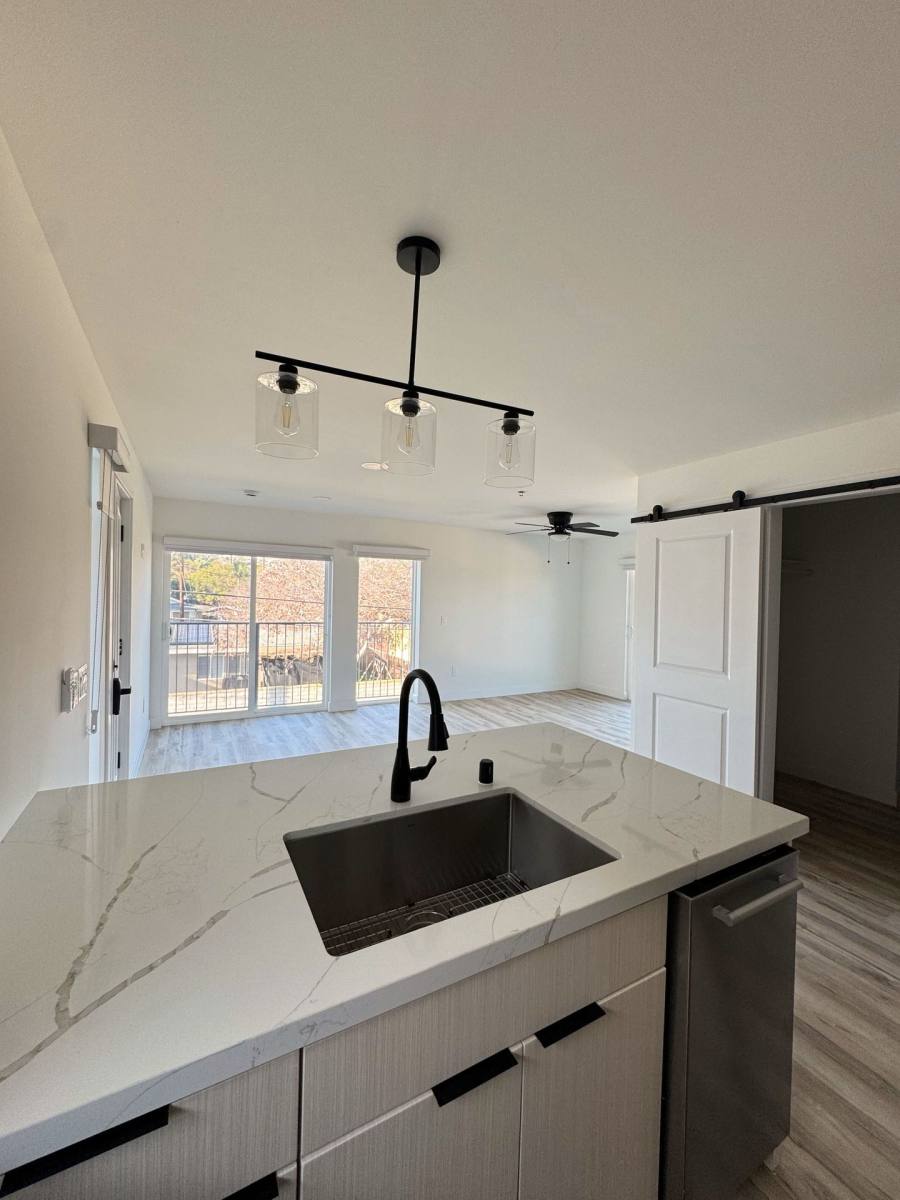 Apartment for rent at 2330-2332 Grand Ave, San Diego, CA 92109