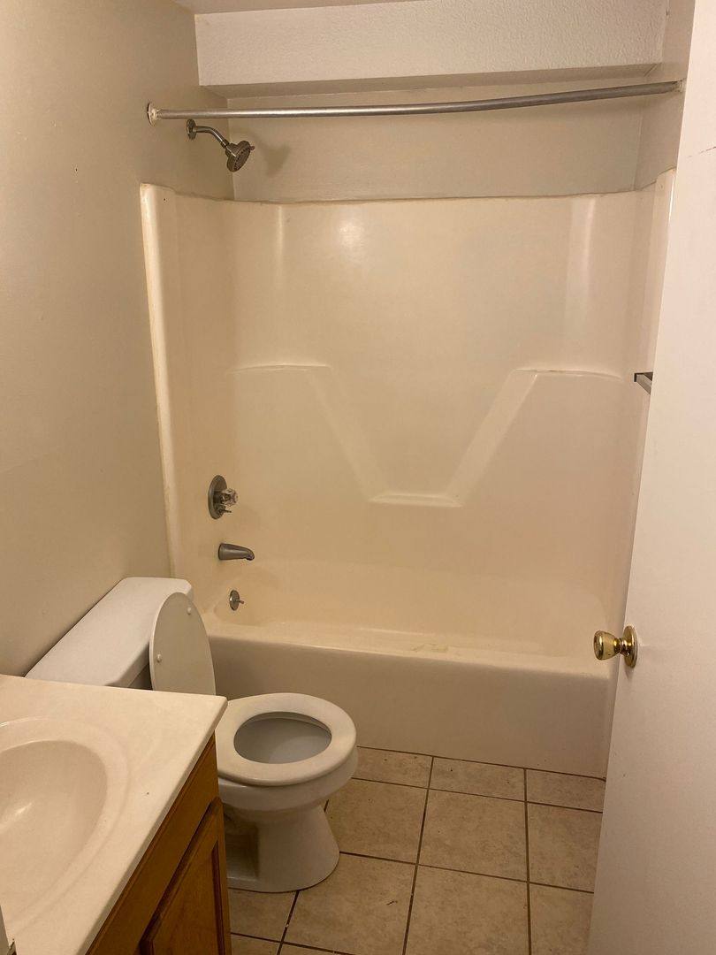 Apartment for rent at 169 W Spring St, West Haven, CT 06516
