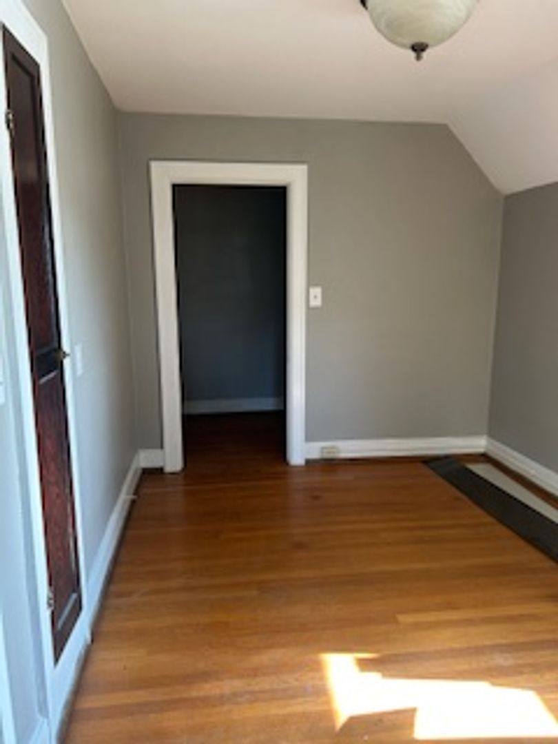 Apartment for rent at 1301 Pickett St, Radford, VA 24141