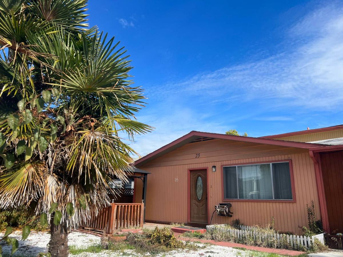 Apartment for rent at 25 Washington St, Medford, OR 97501