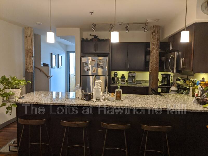 Apartment for rent at 1101 Hawthorne Lane #215, Charlotte, NC 28205