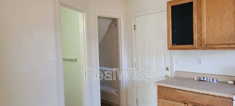 House for rent at 715 SW Laurel St, Grants Pass, OR 97526