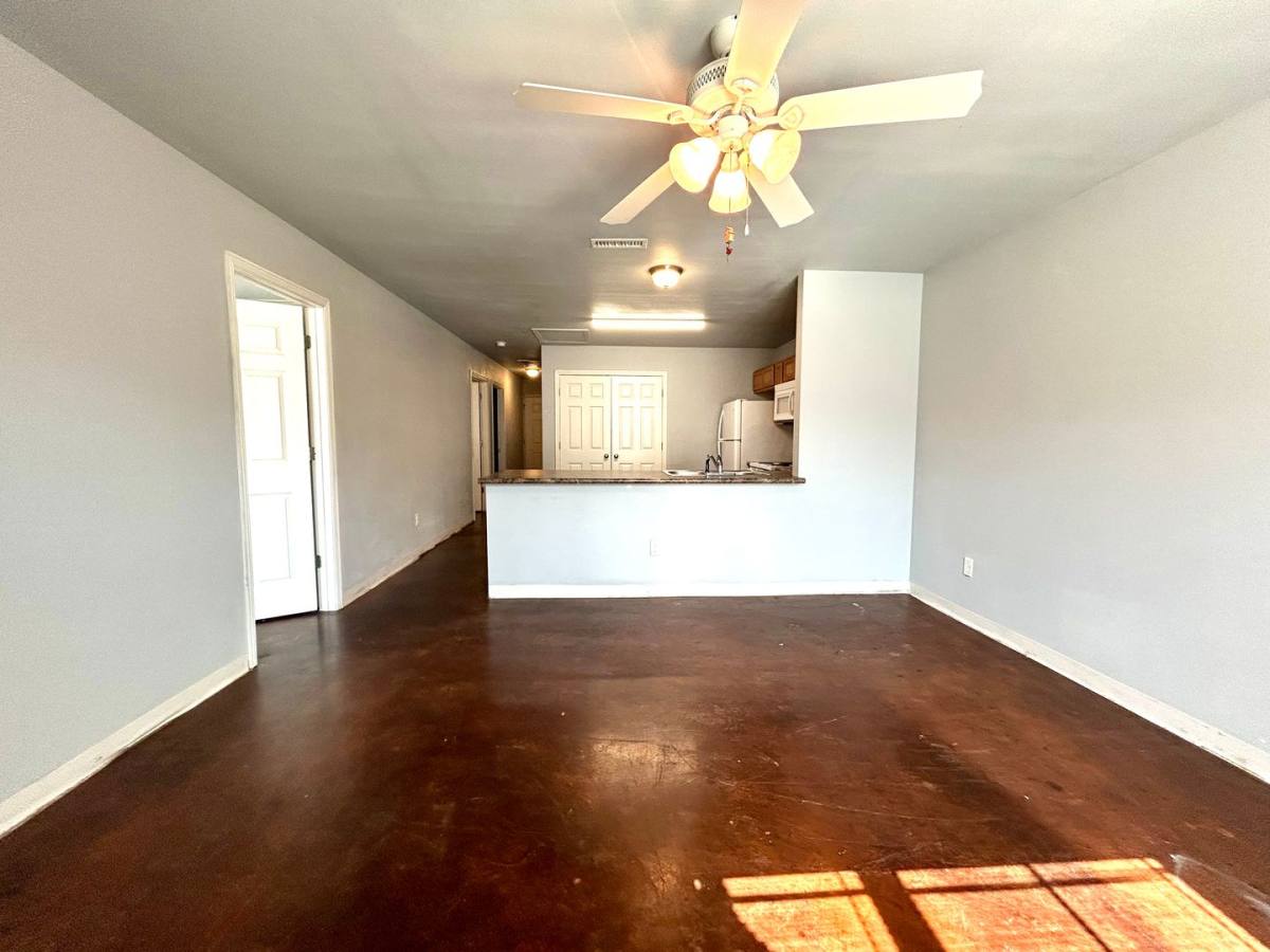 Apartment for rent at 527 Pool St, Decatur, AR 72722