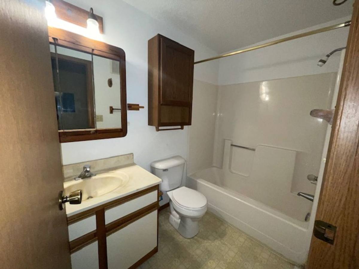 Apartment for rent at 718 W 12th St, Sioux Falls, SD 57104