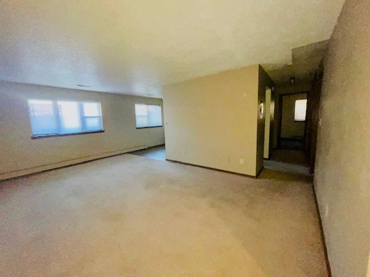 Apartment for rent at 718 W 12th St, Sioux Falls, SD 57104