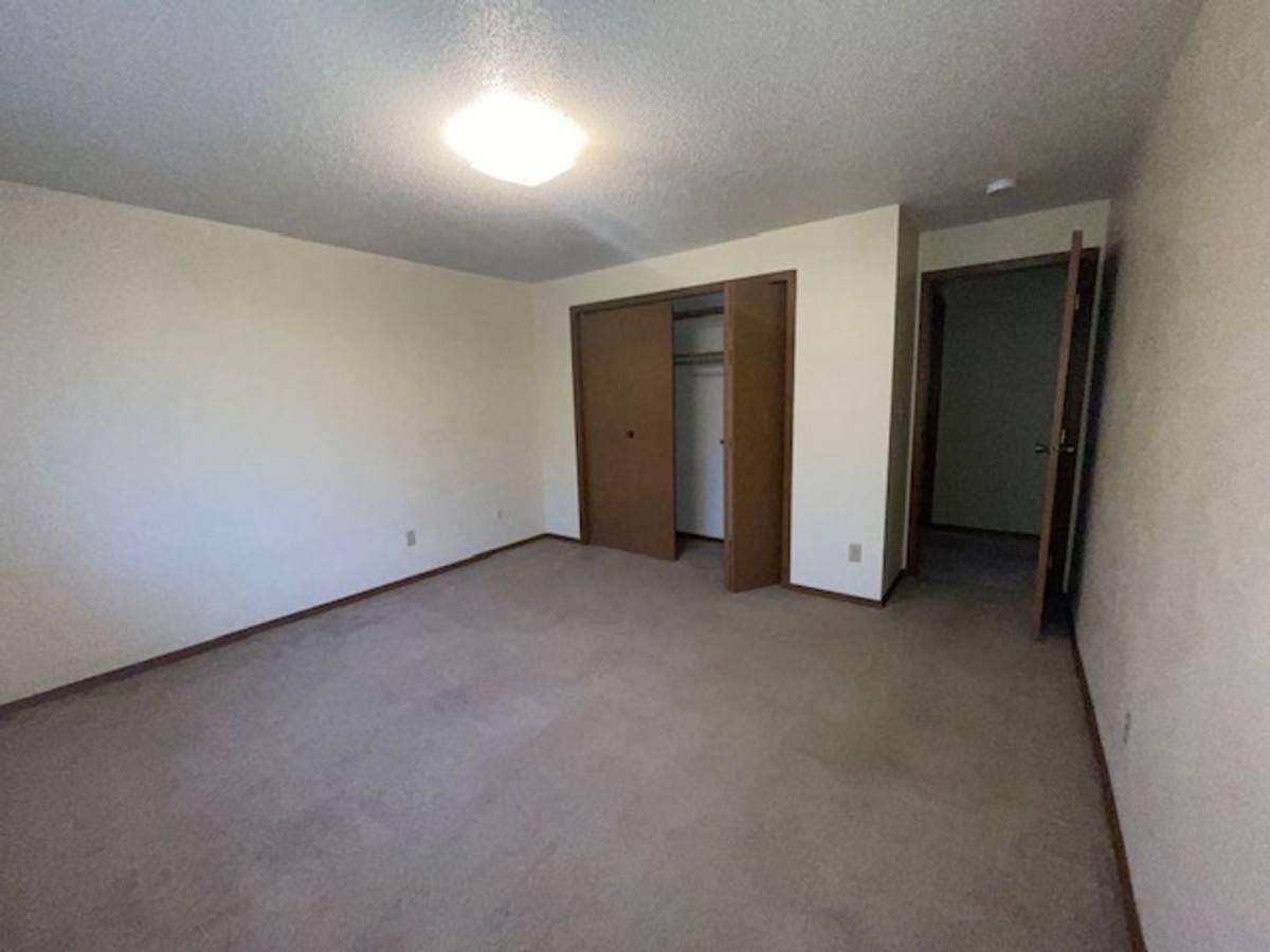 Apartment for rent at 718 W 12th St, Sioux Falls, SD 57104
