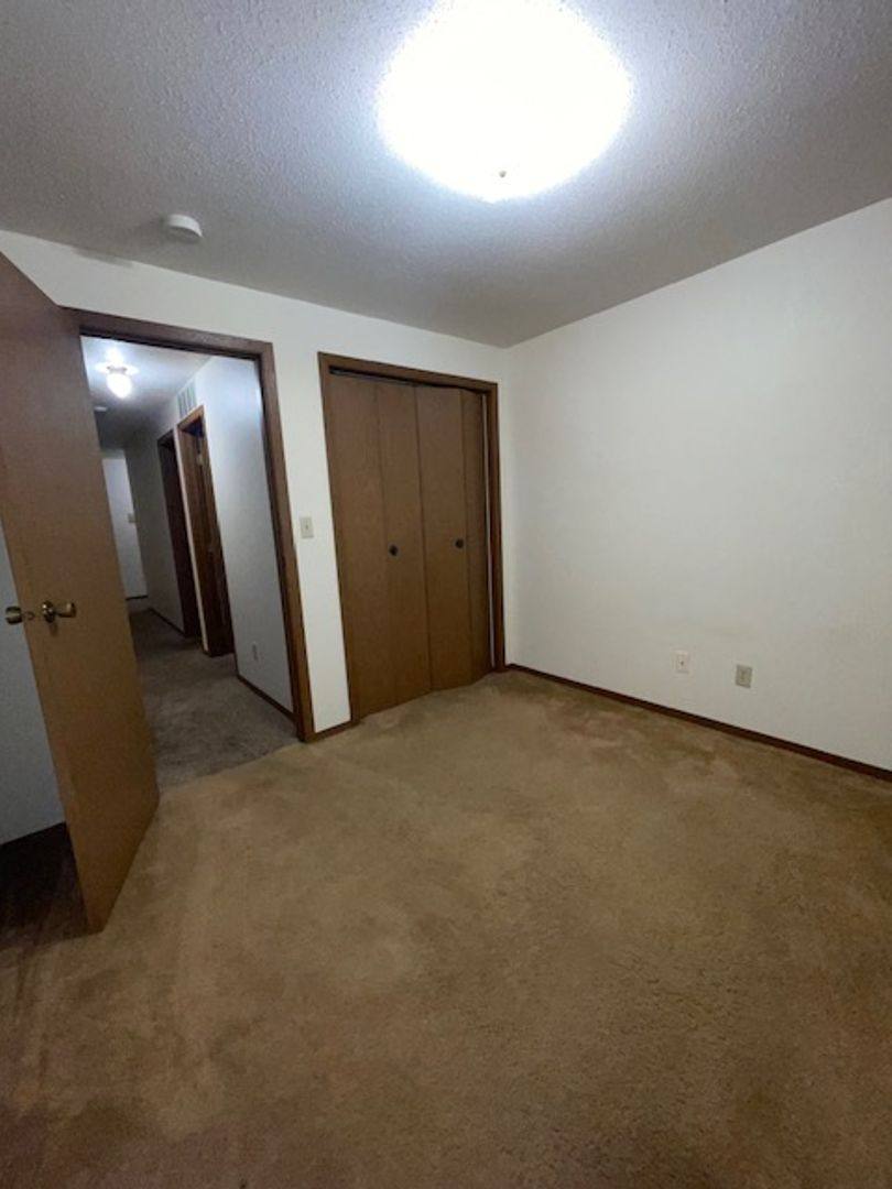 Apartment for rent at 718 W 12th St, Sioux Falls, SD 57104