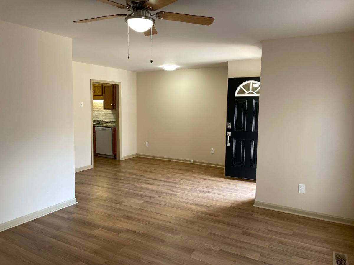 Apartment for rent at 2962 Forest Park Dr, Randleman, NC 27317