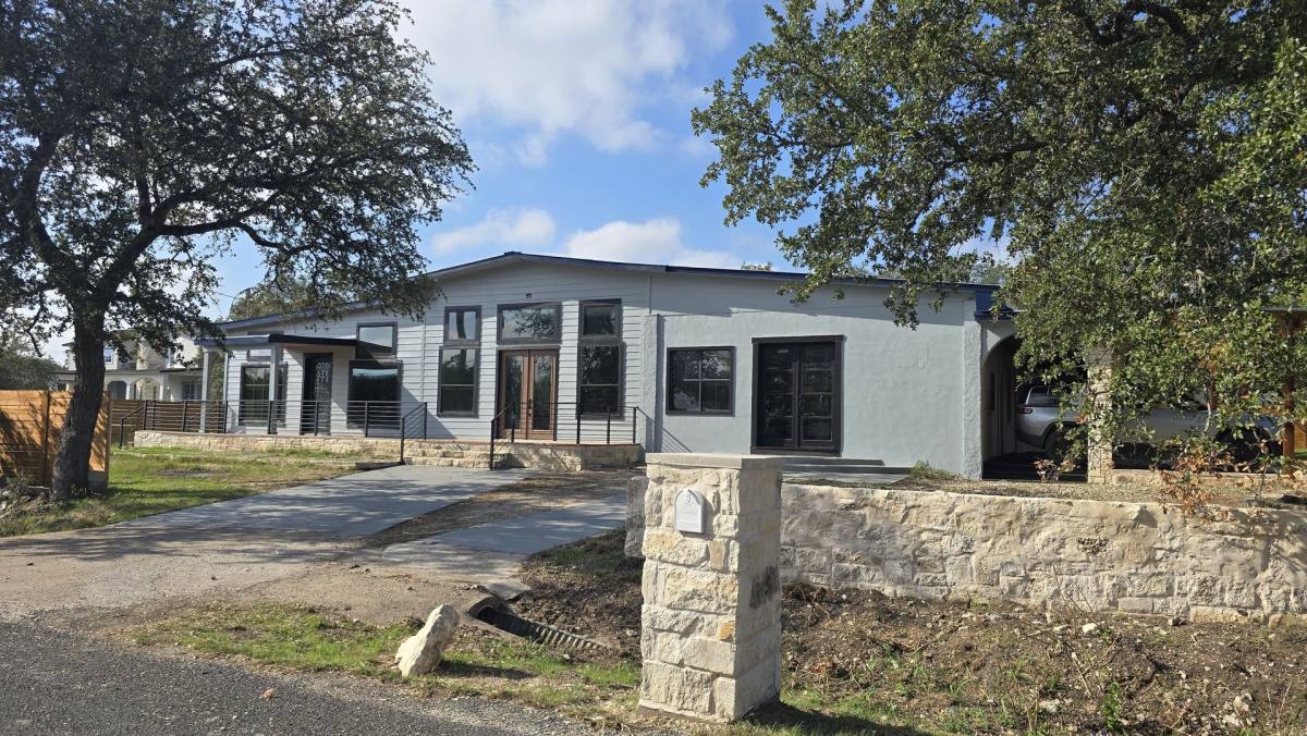 House for rent at 17621 Stacey Lane, Leander, TX 78645