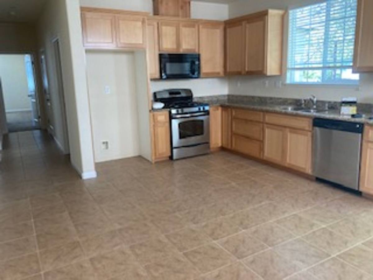 House for rent at 1217 Jennings Ave, Santa Rosa, CA 95401