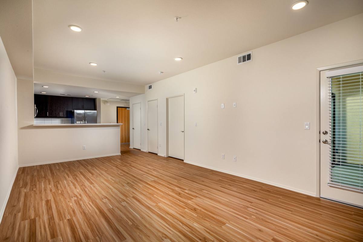 Apartment for rent at 4662 Lincoln Ave, Cypress, CA 90630