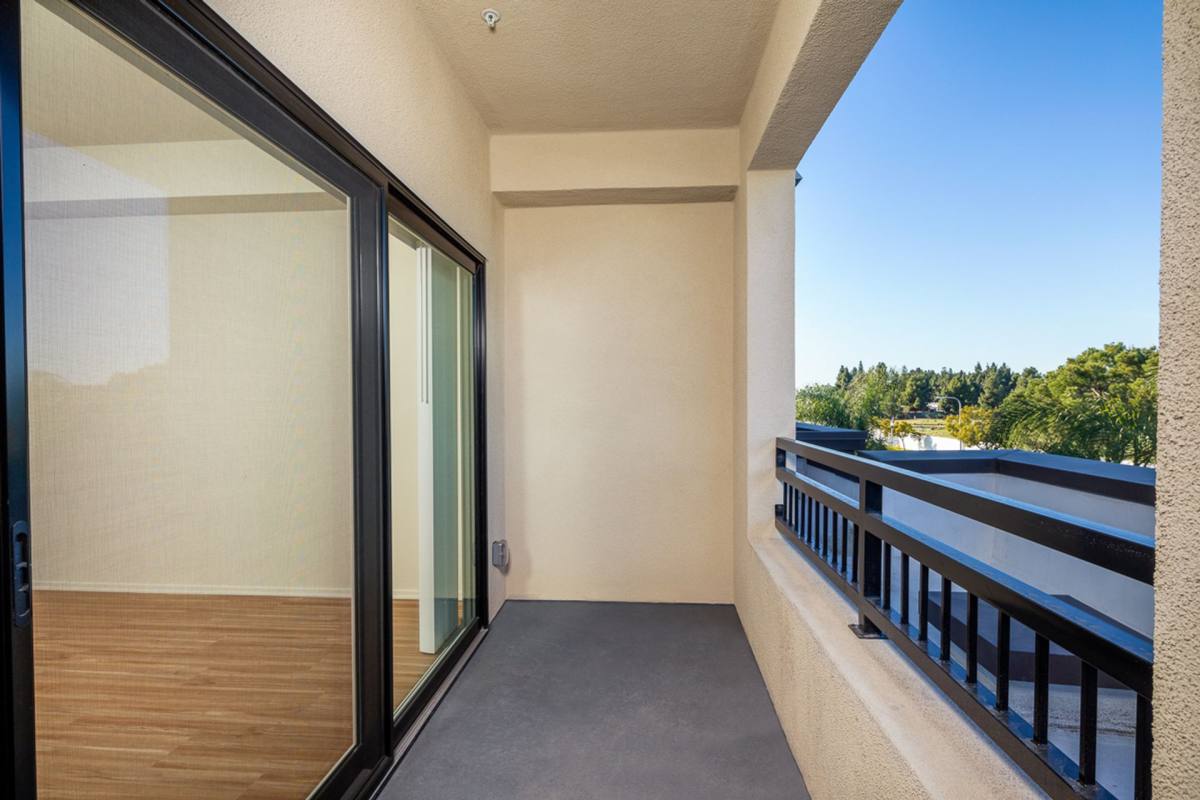Apartment for rent at 4662 Lincoln Ave, Cypress, CA 90630