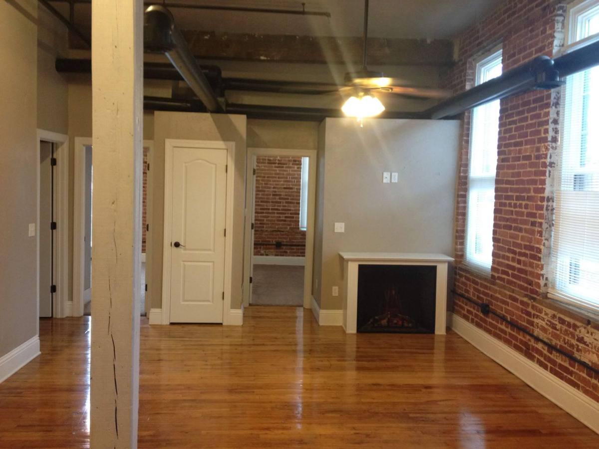 Apartment for rent at 1360 N George St, York, PA 17404