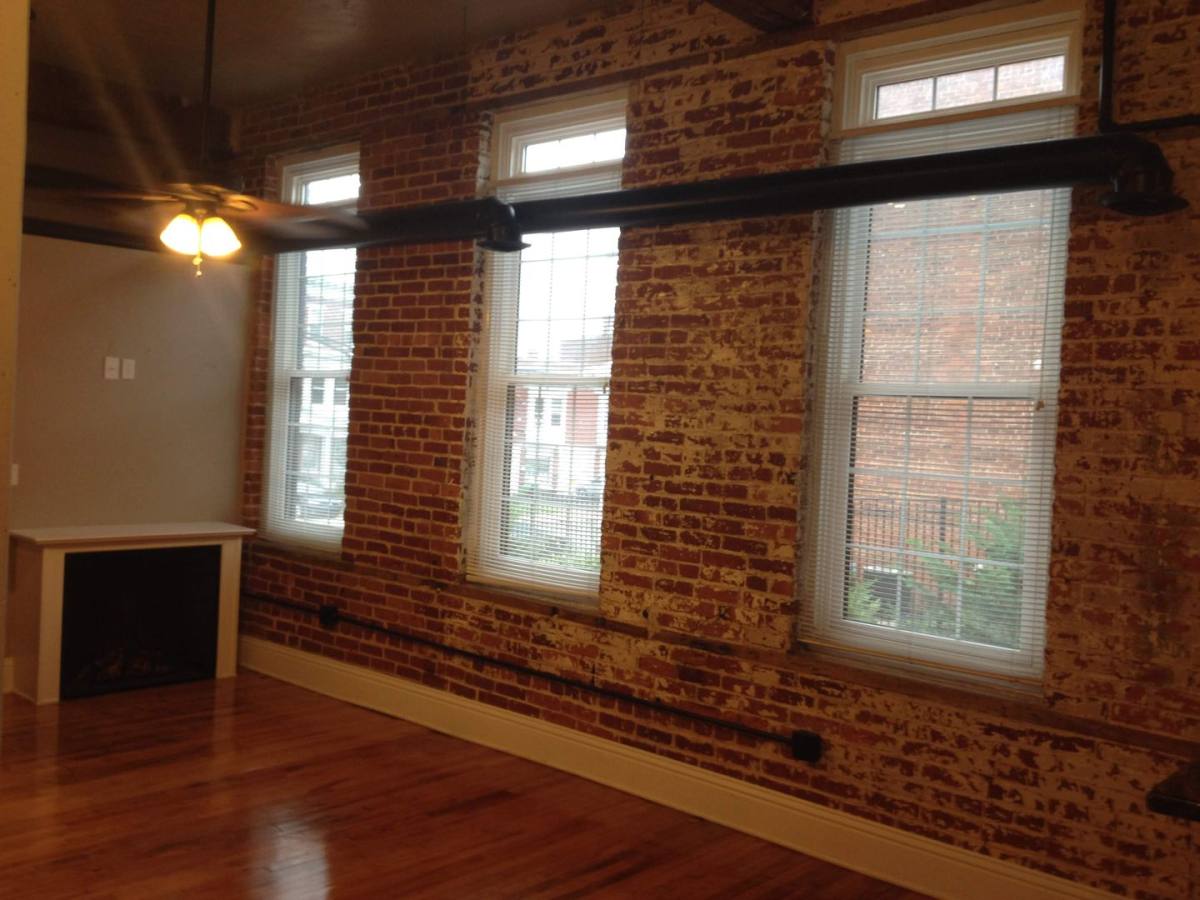 Apartment for rent at 1360 N George St, York, PA 17404