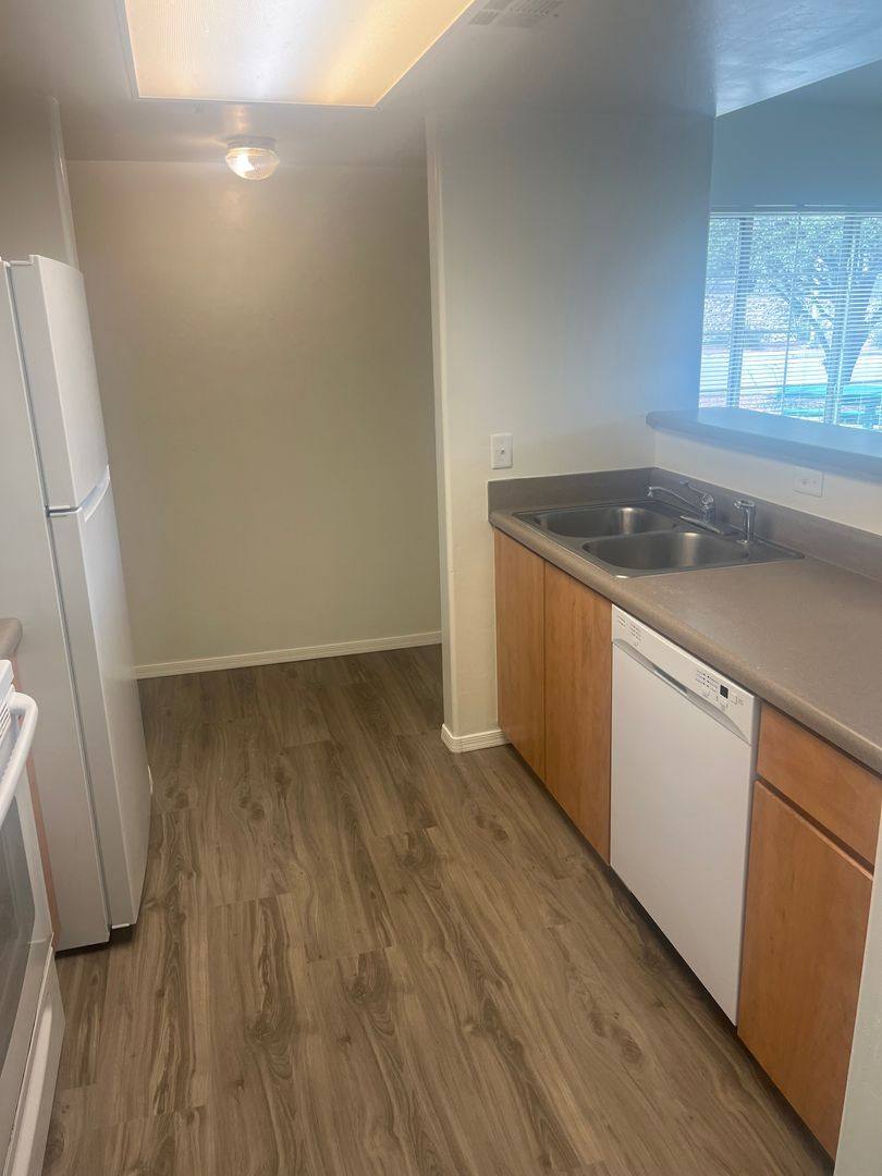 Apartment for rent at 656 S Highway 80, Benson, AZ 85602