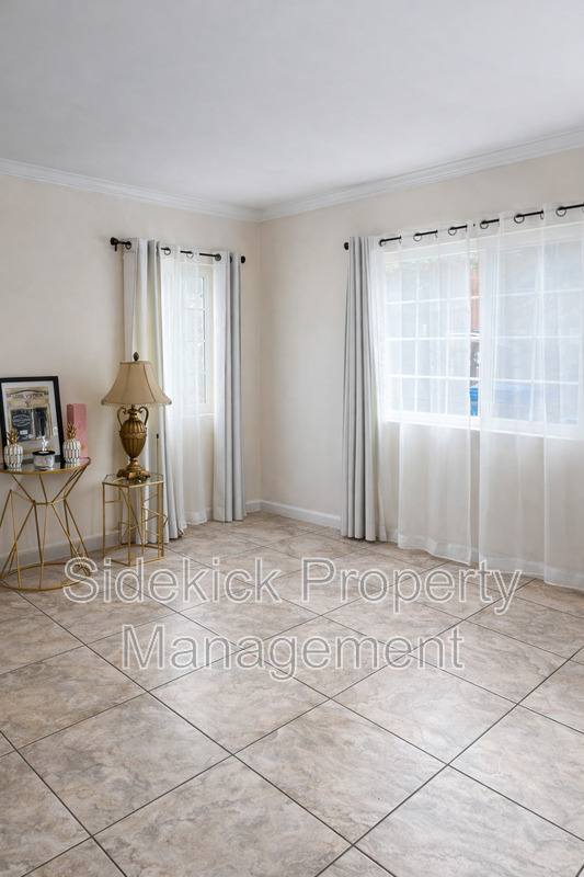 Apartment for rent at 4321 Beagle St, Los Angeles, CA 90032