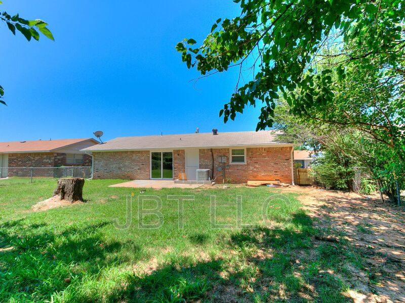 House for rent at 4416 Meadowoak Dr, Oklahoma City, OK 73110