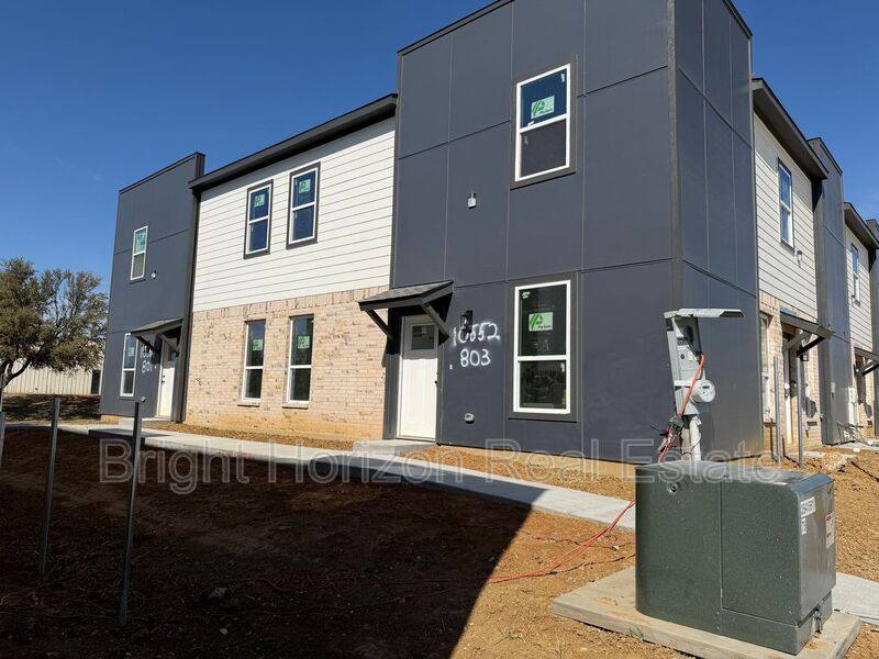 Townhouse for rent at 10548 Tube Dr #704, Hurst, TX 76053