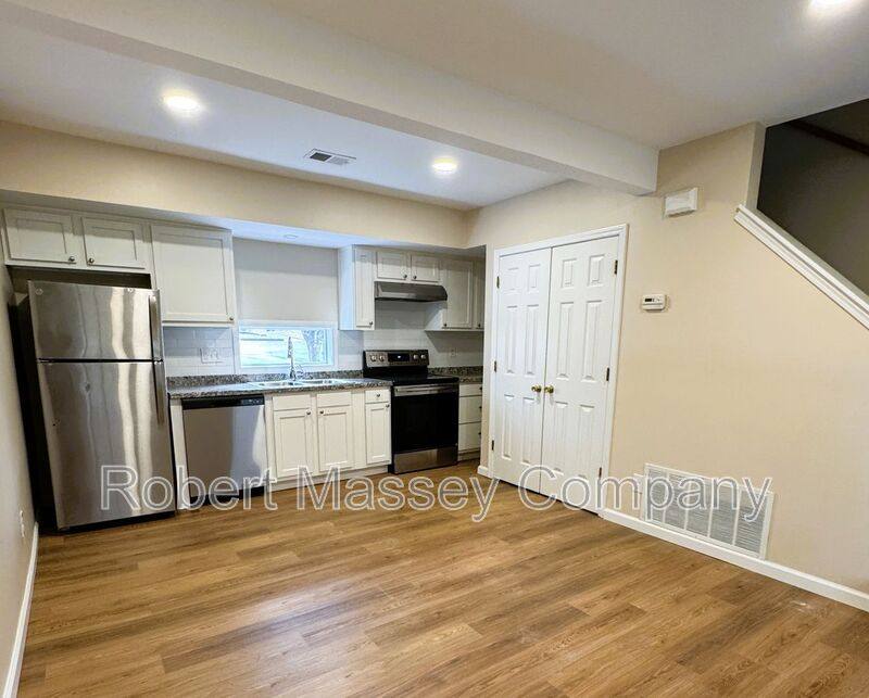 Apartment for rent at 1236 Cherokee Rd #4B Ch, Louisville, KY 40204