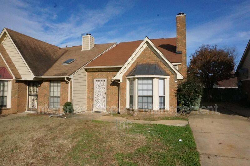 House for rent at 5788 Plum Valley Dr, Memphis, TN 38141