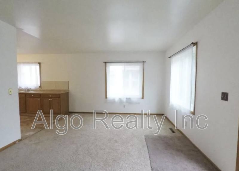 House for rent at 3526 Newton Ave N, Minneapolis, MN 55412