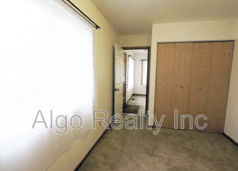 House for rent at 3526 Newton Ave N, Minneapolis, MN 55412