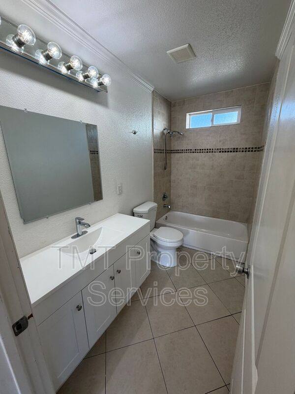 House for rent at 4200 35th St, Sacramento, CA 95820
