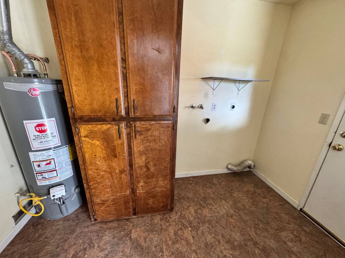 Apartment for rent at 736 E Commercial Ave, Ridgecrest, CA 93555