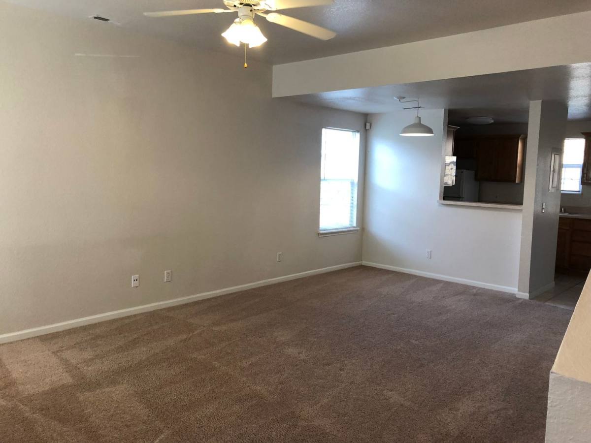Townhouse for rent at 3520 W 22nd St, Lawrence, KS 66047