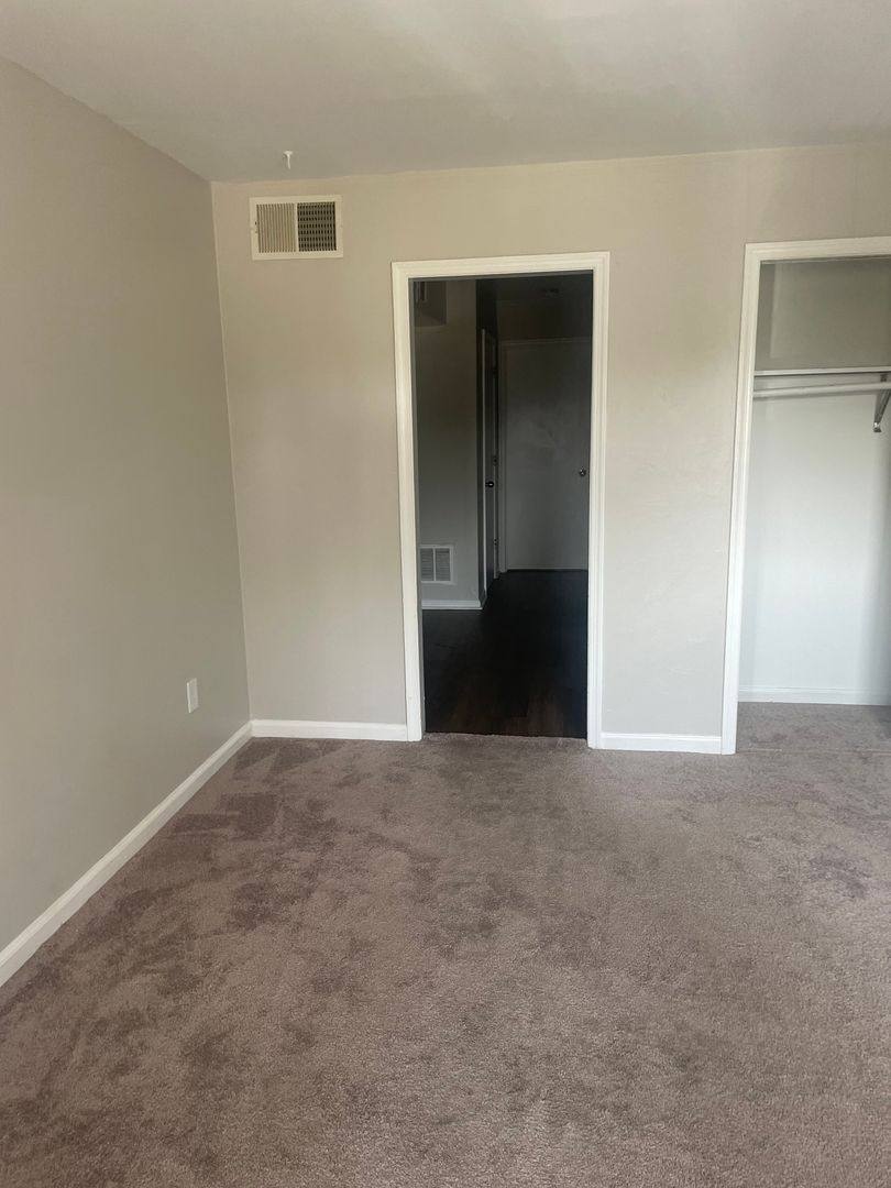 Apartment for rent at 1401 3rd St SW, Roanoke, VA 24016