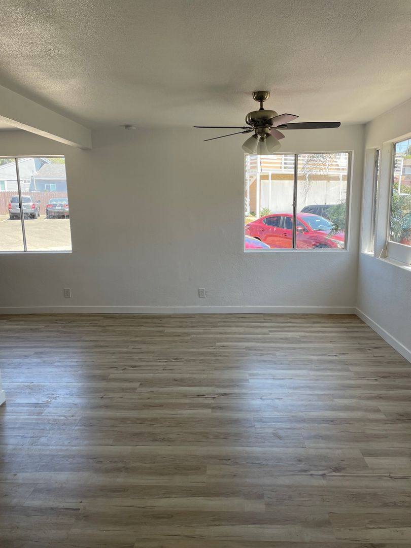 Apartment for rent at 6724-52 Tait St, San Diego, CA 92111
