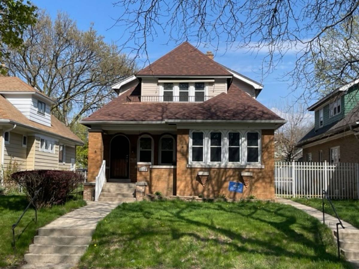 Apartment for rent at 3130 N 45th St, Milwaukee, WI 53216