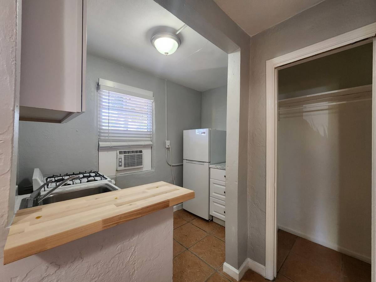 Apartment for rent at 1214 S Ridgewood Ave, Daytona Beach, FL 32114