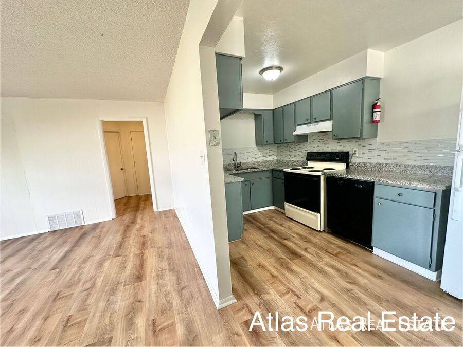 Apartment for rent at 303 University Dr #3, Colorado Springs, CO 80910