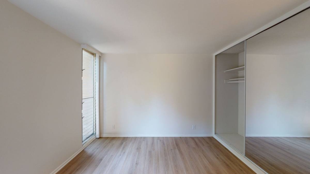 Apartment for rent at 570 N Madison Ave, Pasadena, CA 91101