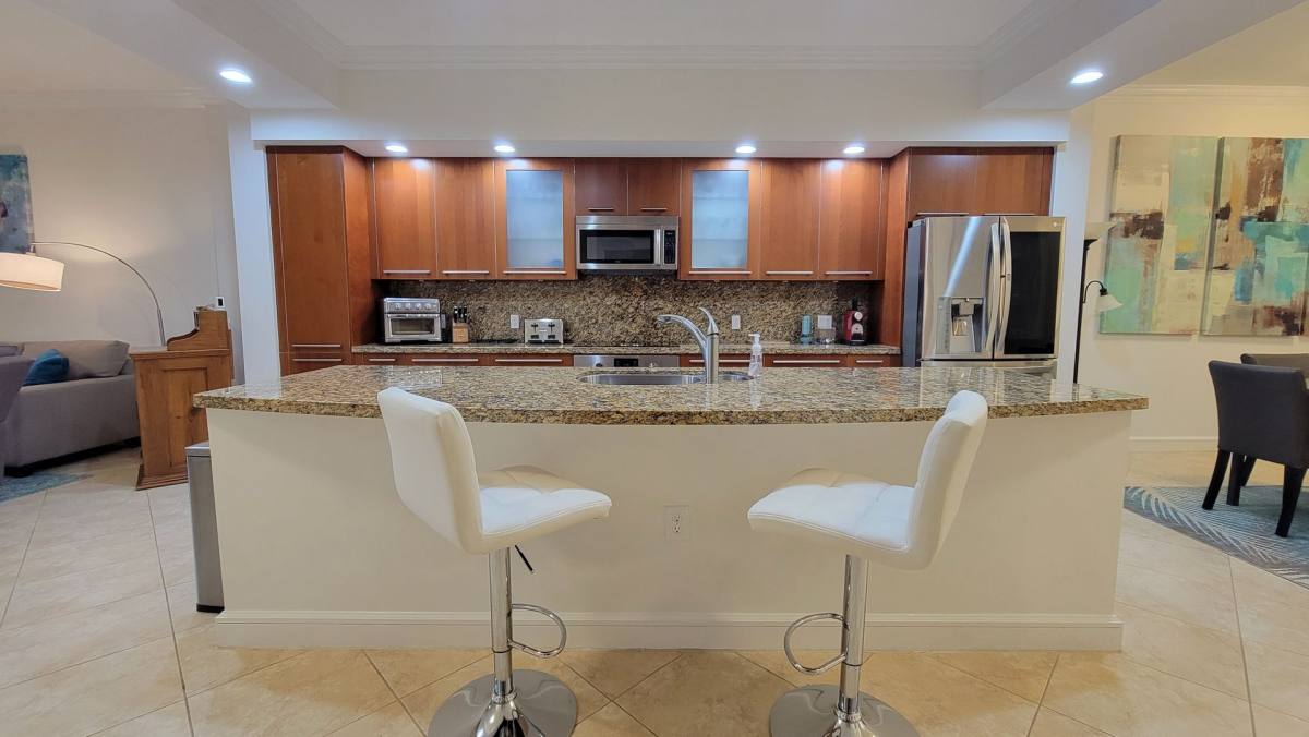 Condo for rent at 4445 El Mar Dr, Fort Lauderdale, FL 33308
