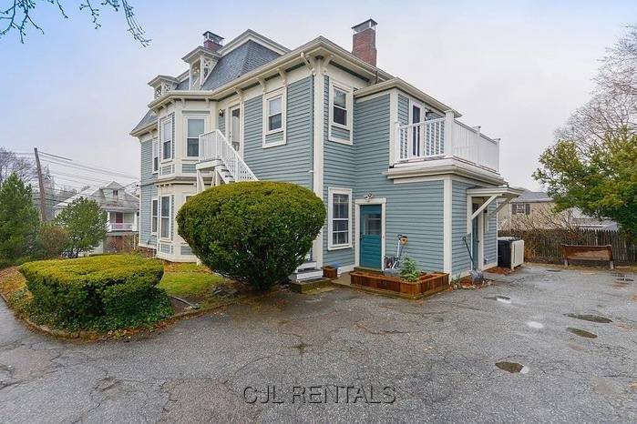 Apartment for rent at 139 Summer St #3, Watertown, MA 02472