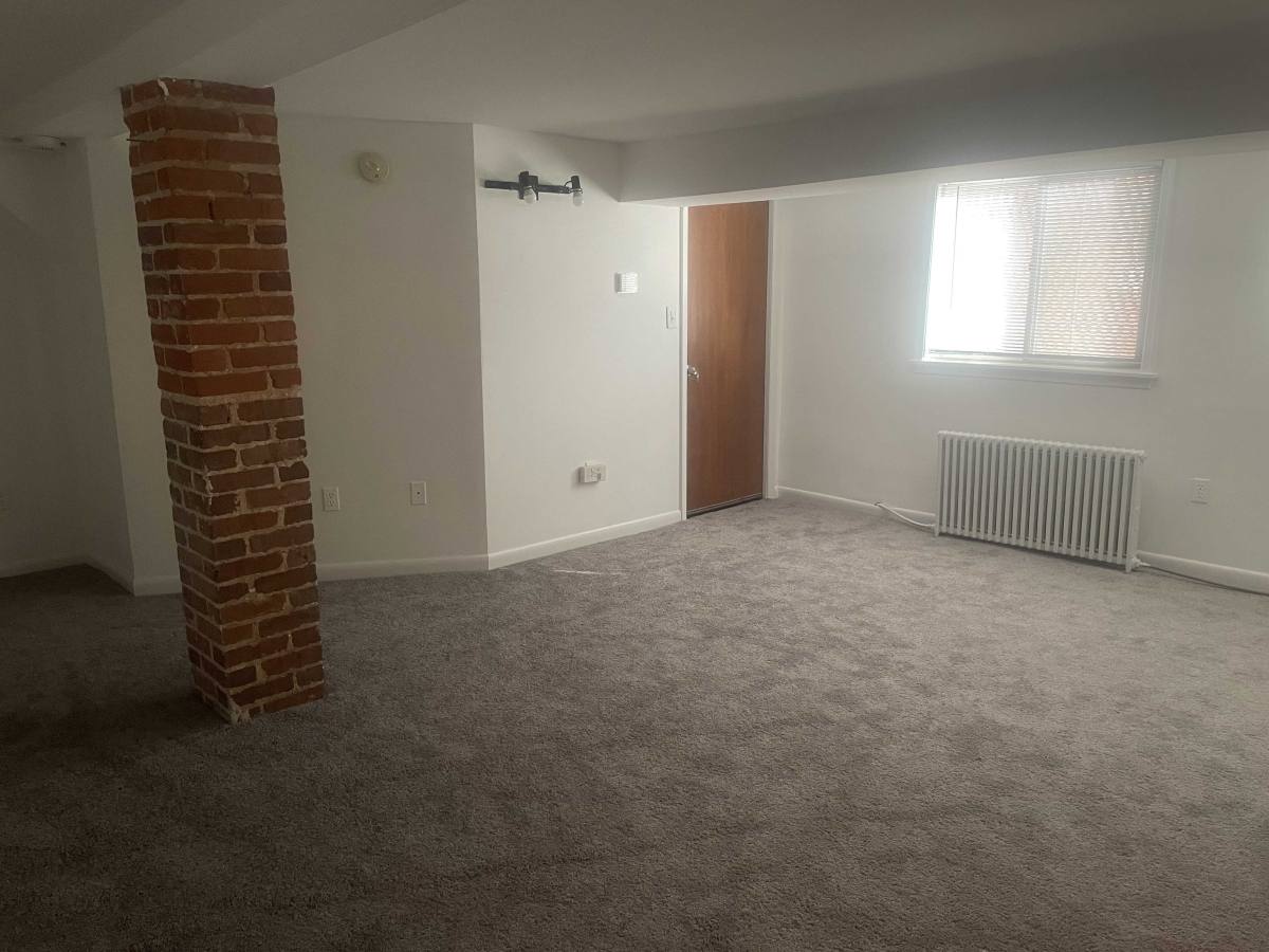 Apartment for rent at 1712 Kilbourne Place NW #1B, Washington, DC 20010