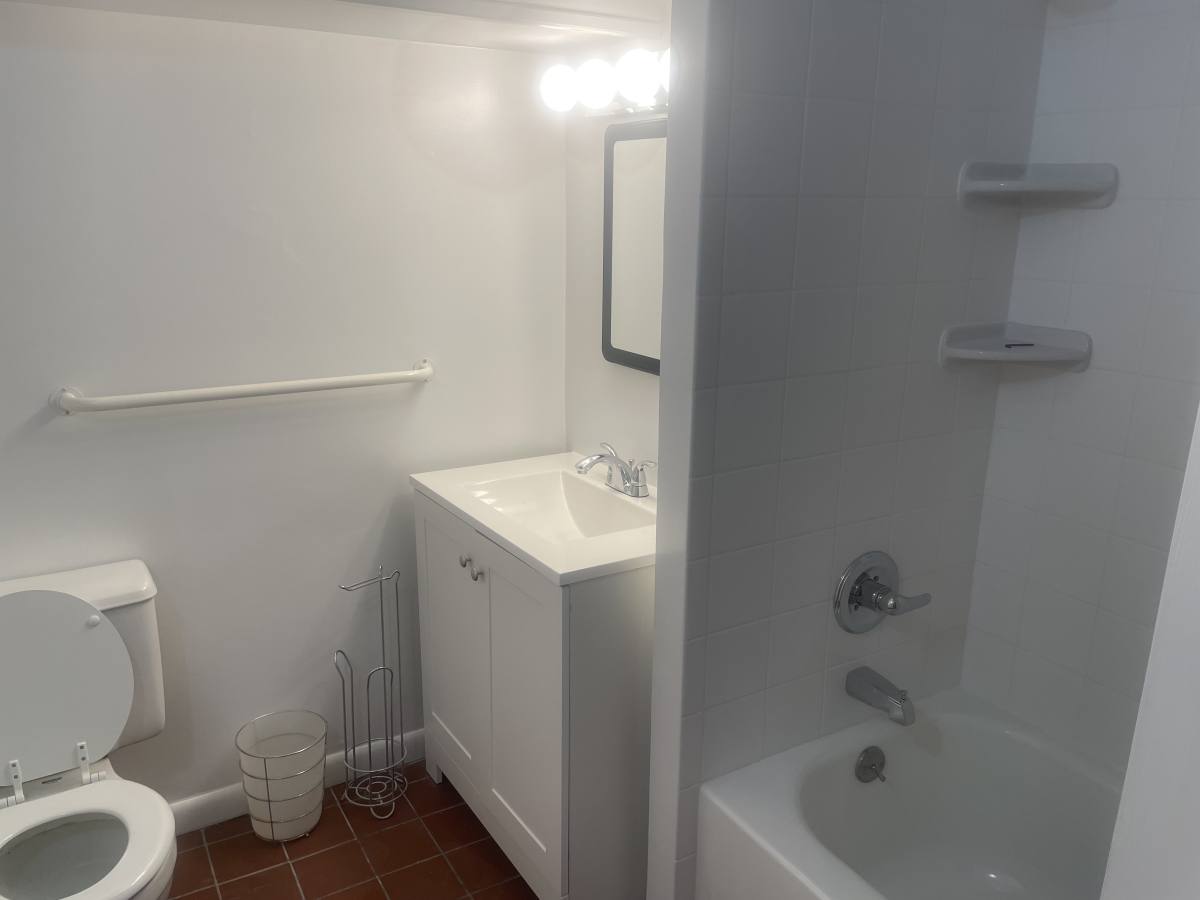 Apartment for rent at 1712 Kilbourne Place NW #1B, Washington, DC 20010