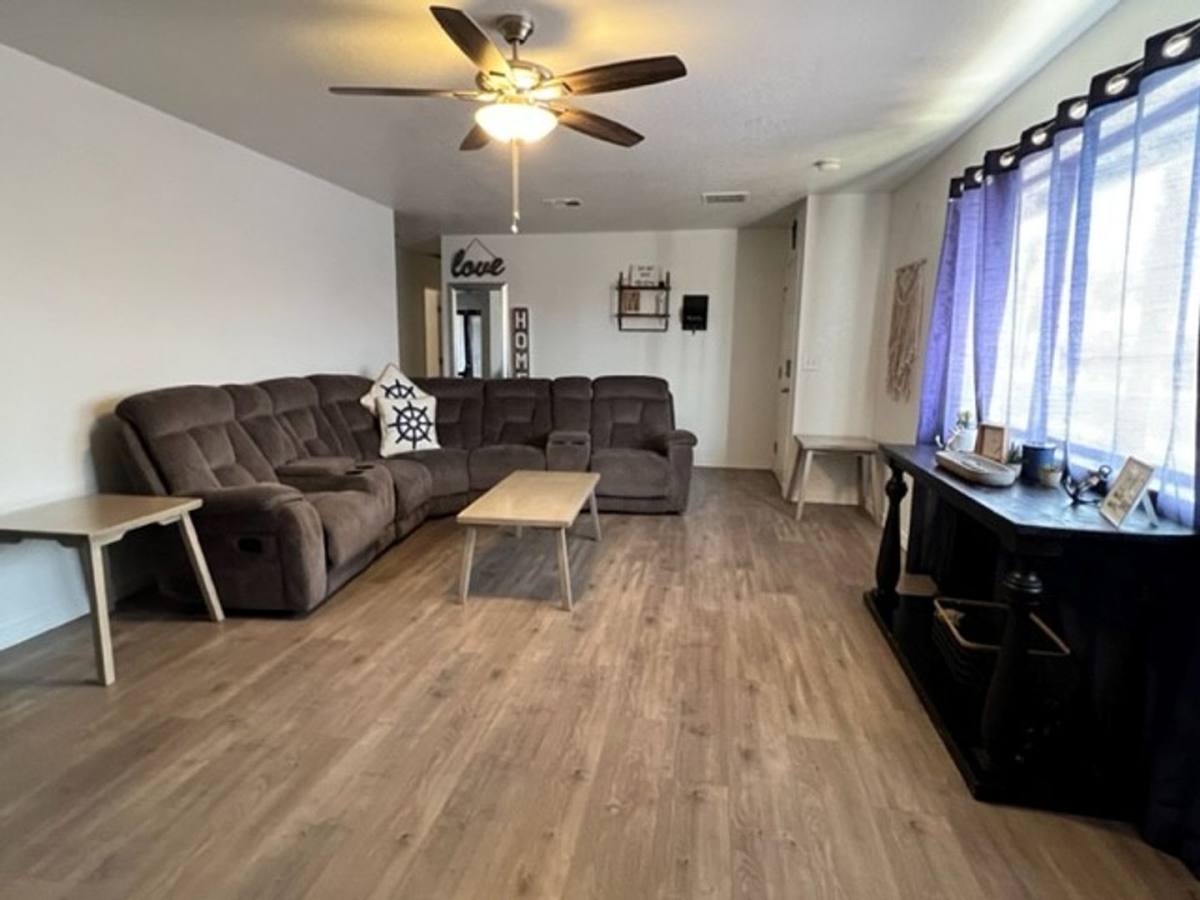 House for rent at 1665 Central Ave, Bullhead City, AZ 86442