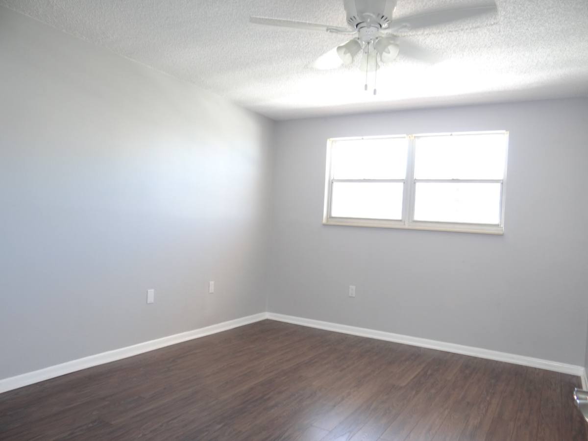 Apartment for rent at 6025 Shore Blvd S, Saint Petersburg, FL 33707