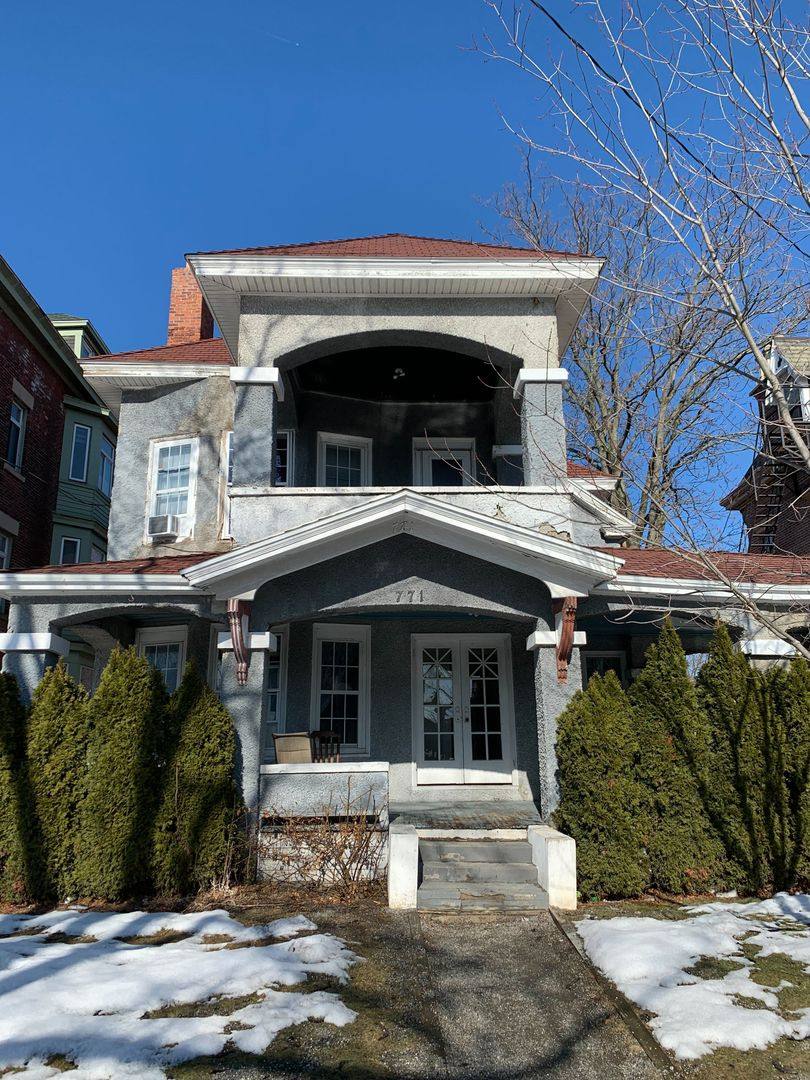 Apartment for rent at 771 Madison Ave, Albany, NY 12208