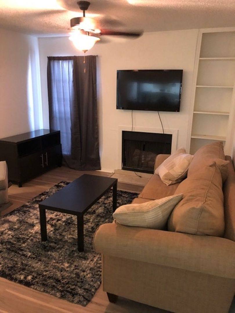 Condo for rent at 18333 Roehampton Dr, Dallas, TX 75252