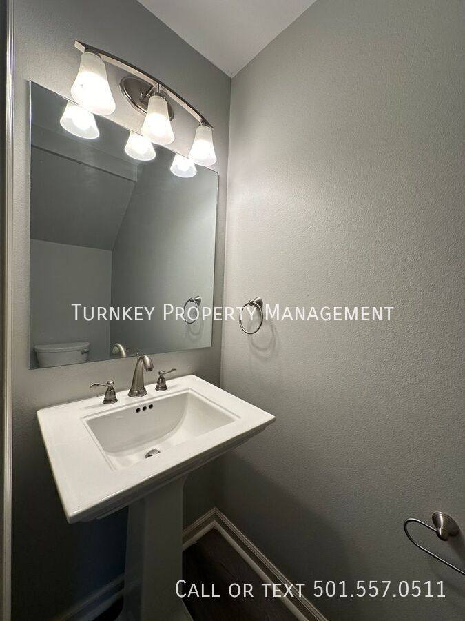 Apartment for rent at 1901 Sanford Dr #4, Little Rock, AR 72227
