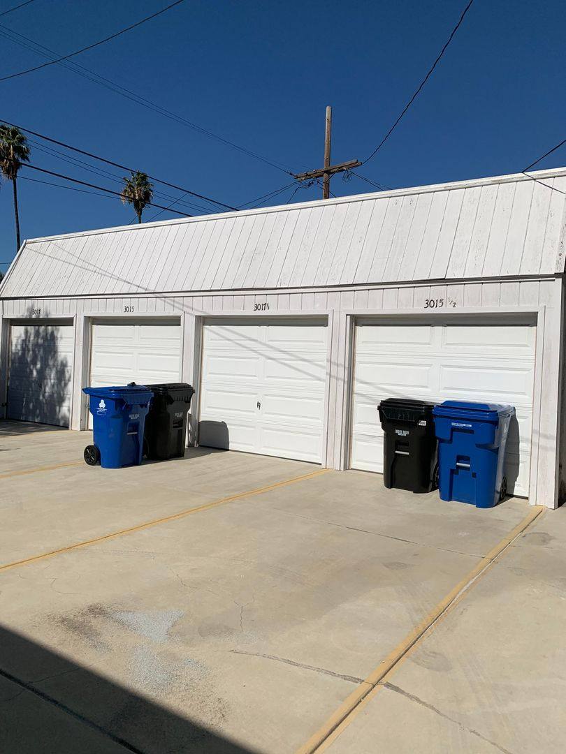Apartment for rent at 3015 Virginia Rd, Los Angeles, CA 90016
