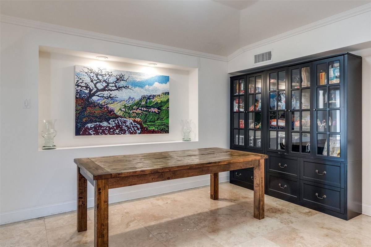 House for rent at 7350 Fieldgate Dr, Dallas, TX 75230