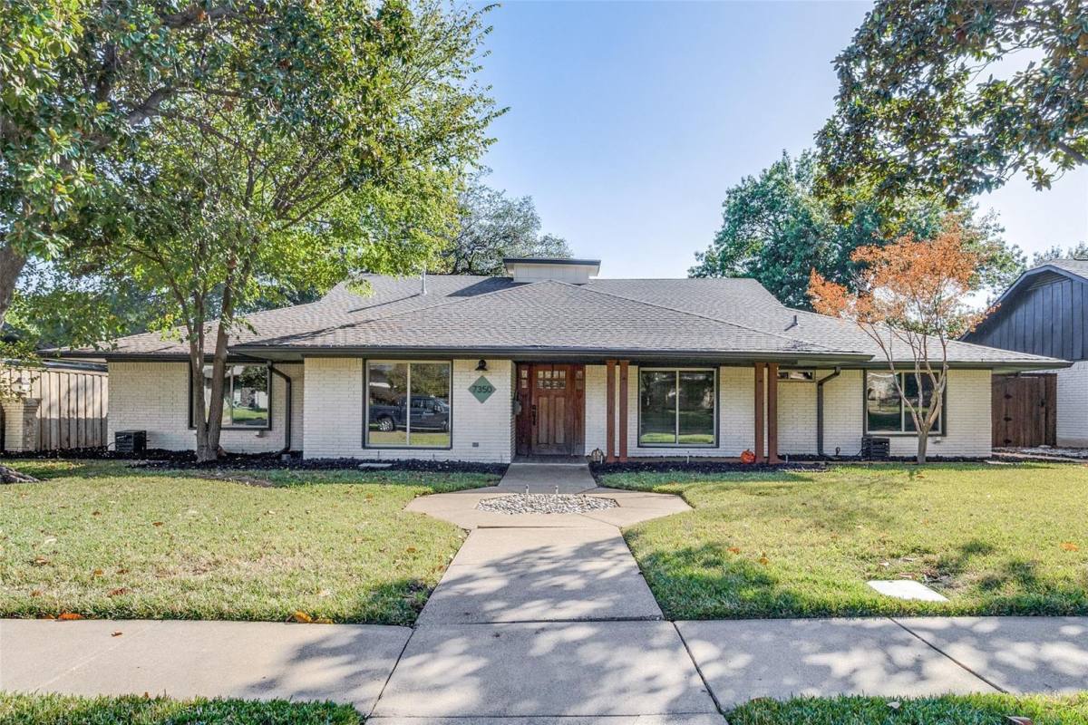 House for rent at 7350 Fieldgate Dr, Dallas, TX 75230