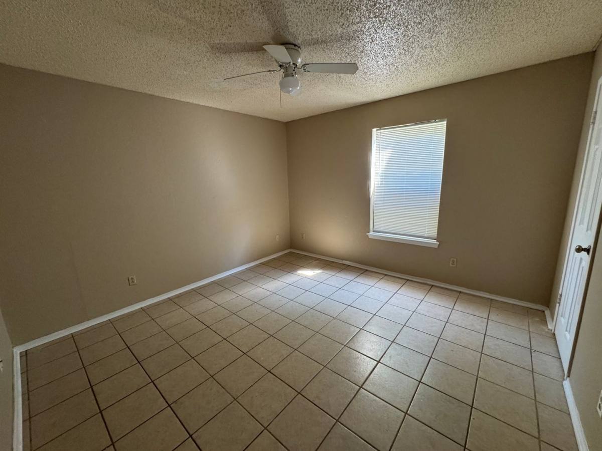 Apartment for rent at 2010 Cedarhill Dr, Killeen, TX 76543